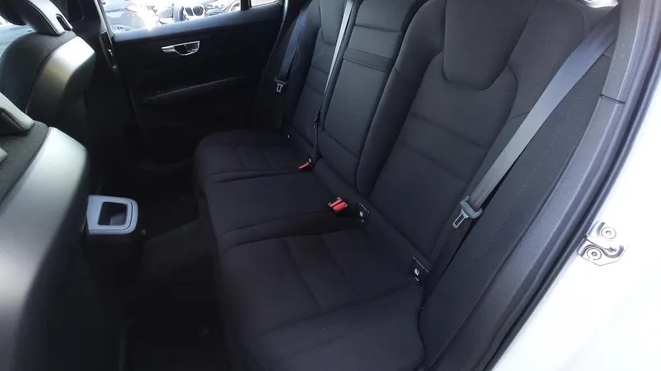 VOLVO V60 V60 CC Pro B5 B AWD aut