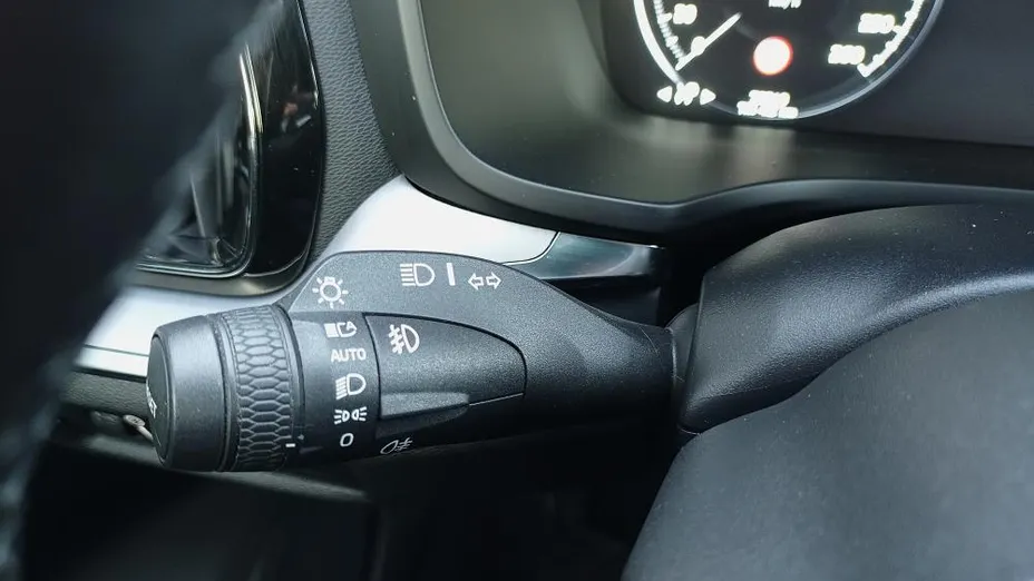 VOLVO V60 V60 CC Pro B5 B AWD aut