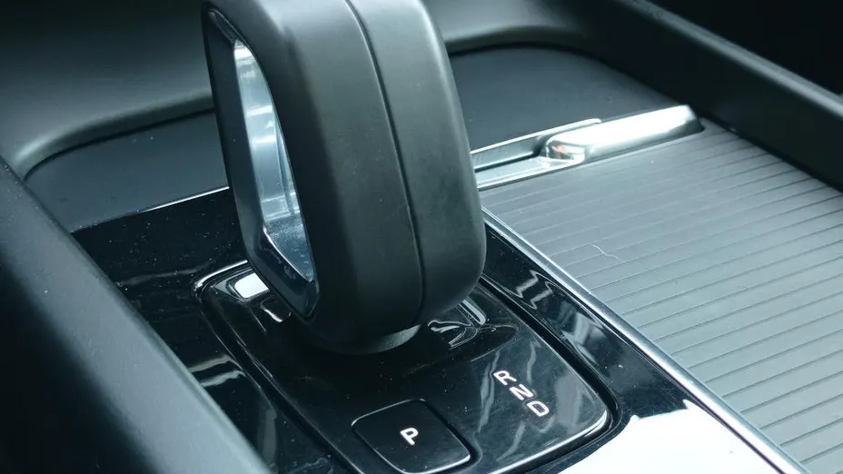 VOLVO V60 V60 CC Pro B5 B AWD aut