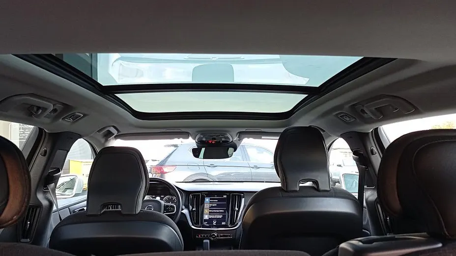 VOLVO V60 V60 CC Pro B5 B AWD aut