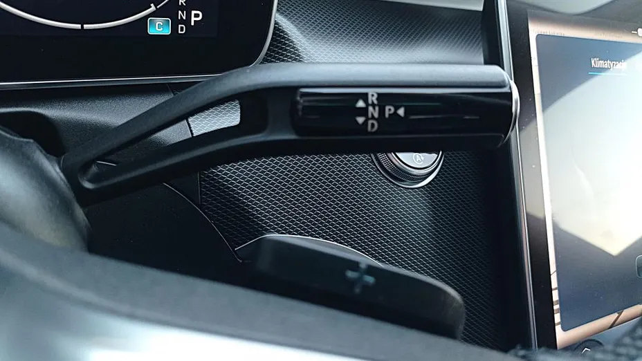 MERCEDES-BENZ C Klasa C 220 d 4MATIC 9G-TRONIC