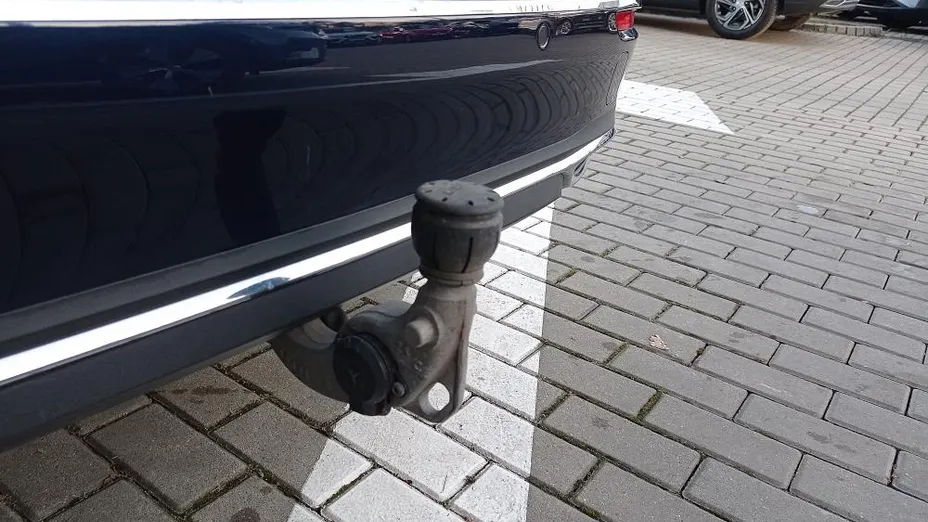 MERCEDES-BENZ C Klasa C 220 d 4MATIC 9G-TRONIC