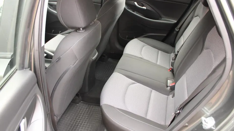 HYUNDAI i30 i30 1.5 DPI Modern