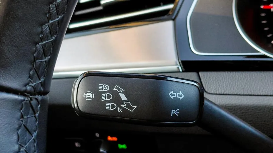 VOLKSWAGEN Passat Passat 2.0 TDI 4Mot. Elegance DSG