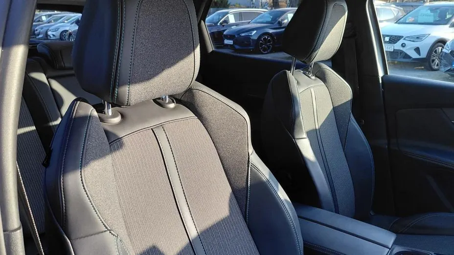 PEUGEOT 3008 3008 1.5 BlueHDi Allure S&S EAT8