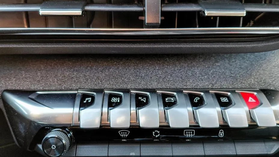 PEUGEOT 3008 3008 1.5 BlueHDi Allure S&S EAT8