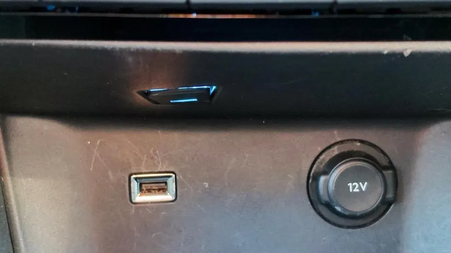 PEUGEOT 3008 3008 1.5 BlueHDi Allure S&S EAT8