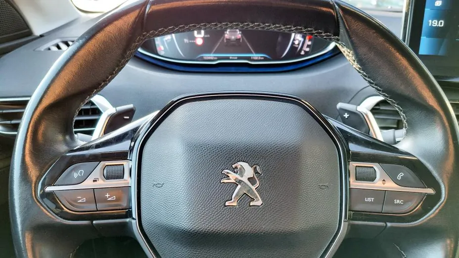 PEUGEOT 3008 3008 1.5 BlueHDi Allure S&S EAT8