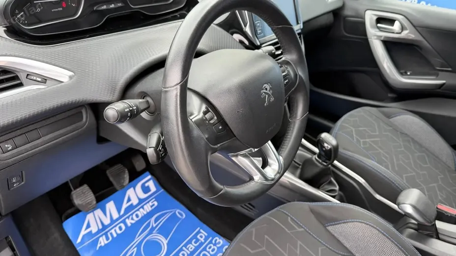 PEUGEOT 2008 -