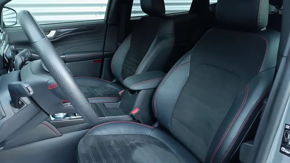 FORD Kuga Kuga 2.5P PHEV FWD ST-Line X eCVT