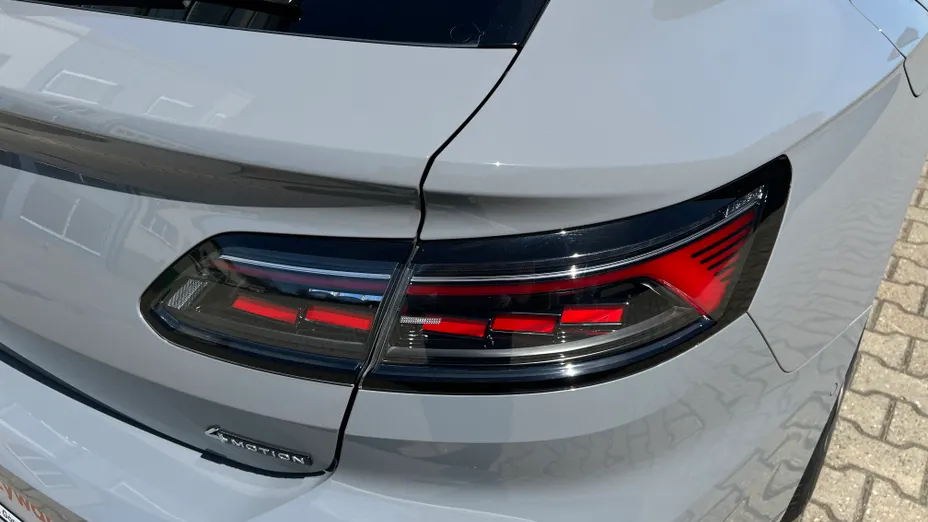 VOLKSWAGEN Arteon Arteon 2.0 TDI 4Motion R-Line DSG
