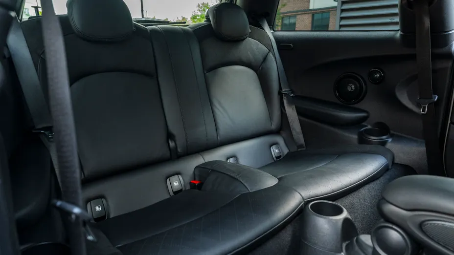 MINI [BMW] Mini Cooper SE Classic Trim