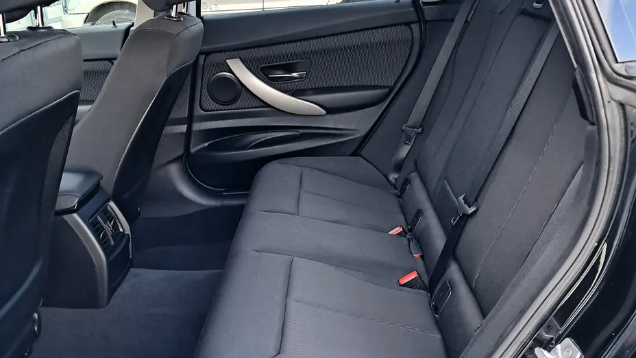 BMW Seria 3 Gran Turismo 318d aut