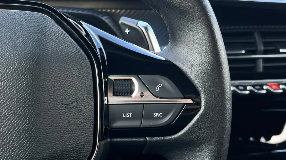 PEUGEOT 2008 2008 1.2 PureTech Allure S&S EAT8