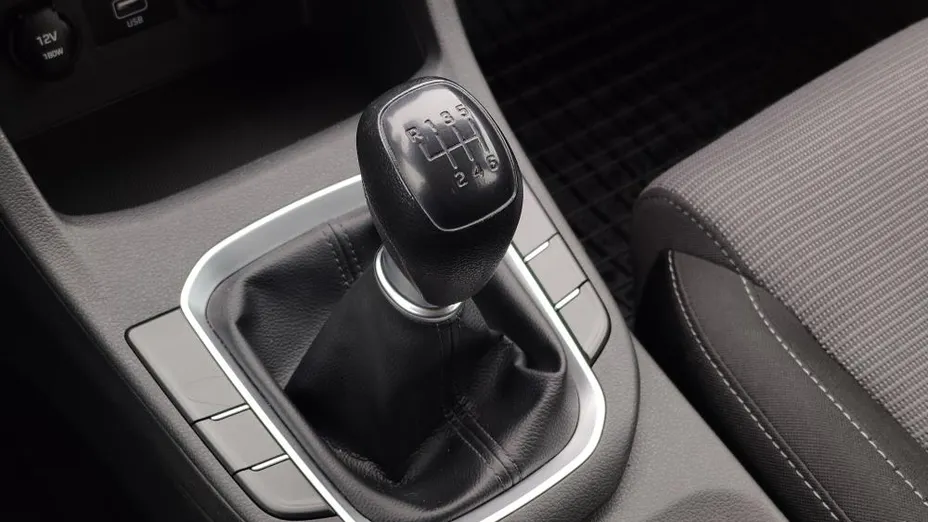 HYUNDAI i30 i30 1.5 DPI Classic +