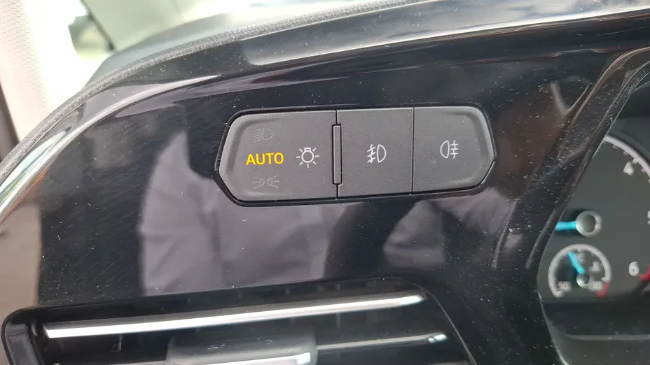 FORD Tourneo Connect Grand Tourneo Connect 2.0 EcoBlue Active aut