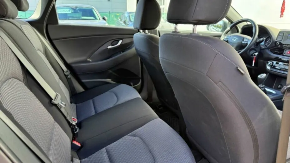 HYUNDAI i30 i30 1.0 T-GDI Modern