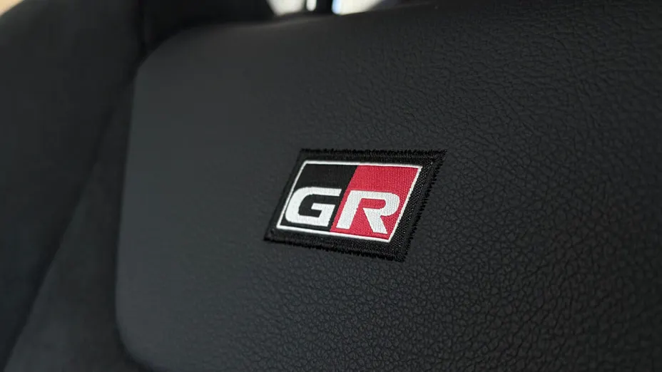 TOYOTA C-HR C-HR 2.0 Hybrid GR Sport