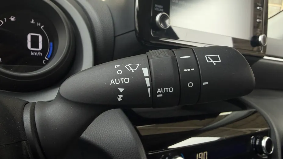 TOYOTA Yaris Cross Yaris Cross Hybrid 1.5 Comfort AWD