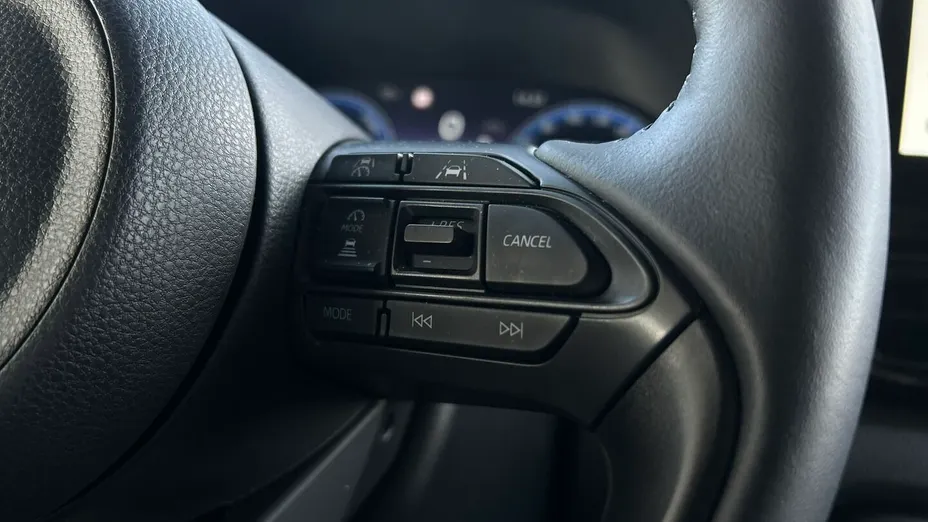 TOYOTA Yaris Yaris Hybrid 1.5 Executive