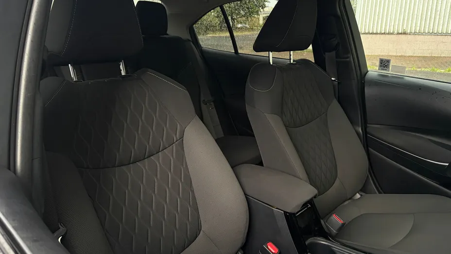 TOYOTA Corolla Corolla 1.8 Hybrid Comfort