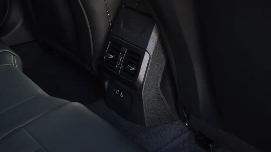 BMW Seria 1 120 mHEV aut