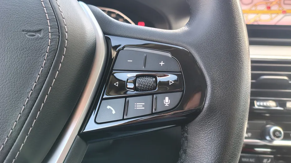 BMW Seria 5 530e PHEV aut