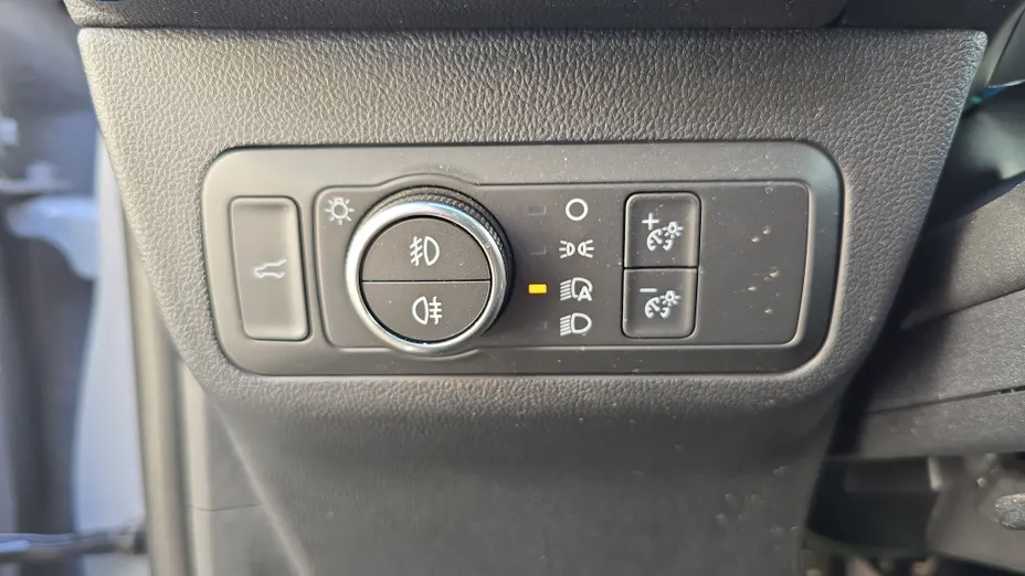 FORD Kuga Kuga 2.5 FHEV FWD Graphite Tech Edition e-CVT