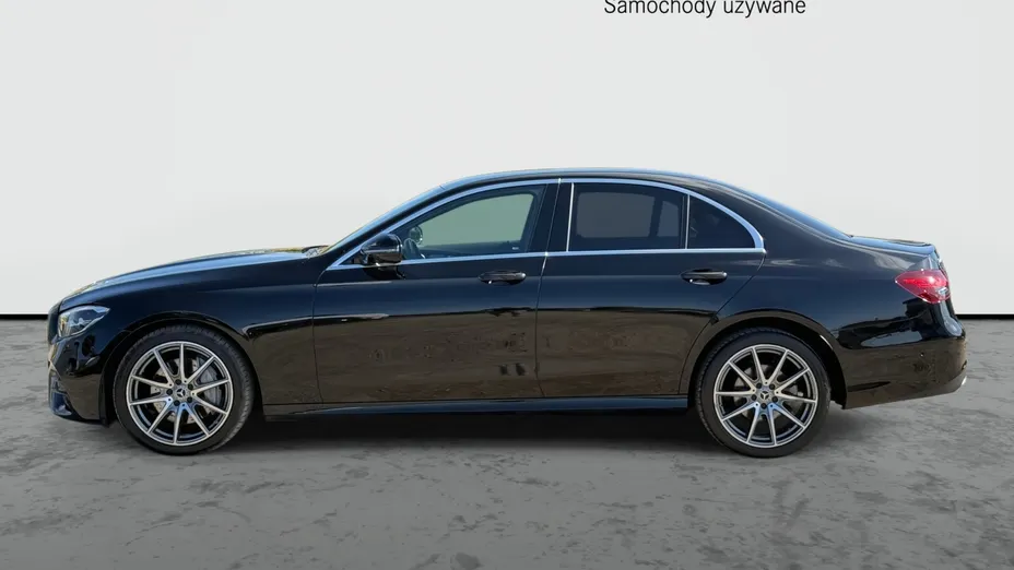 MERCEDES-BENZ E Klasa E 220 d 4-Matic AMG