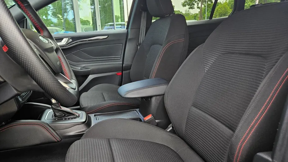 FORD Focus Focus 1.0 EcoBoost mHEV ST-Line X aut