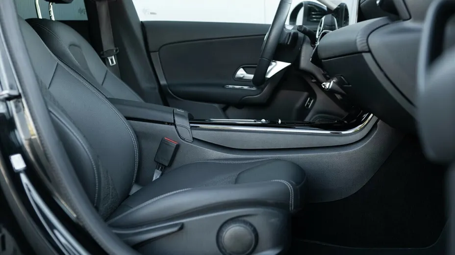 MERCEDES-BENZ CLA CLA 200 mHEV 7G-DCT
