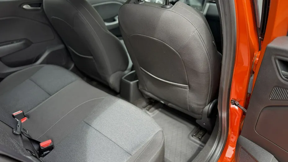 RENAULT Clio -