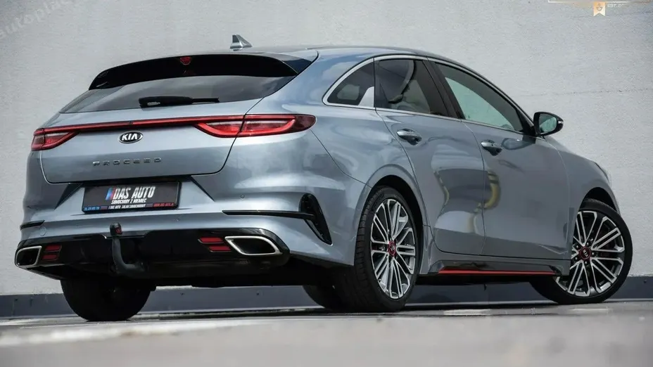 KIA ProCeed -