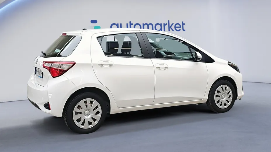 TOYOTA Yaris Yaris 1.5 Active