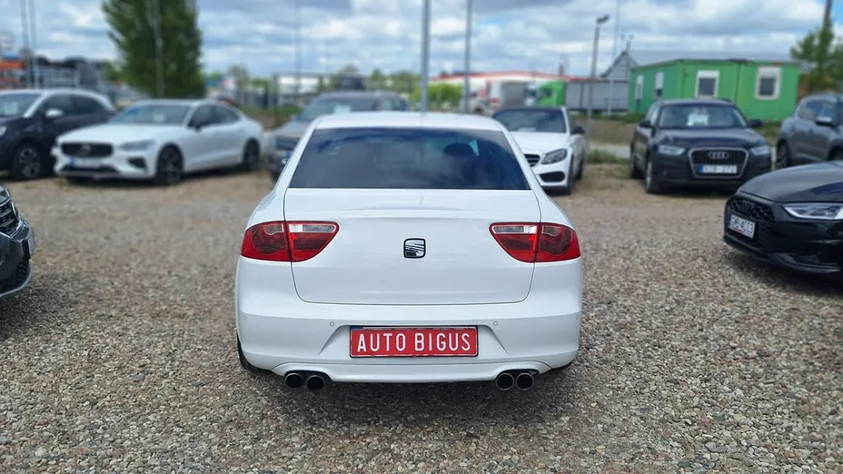 SEAT Exeo -