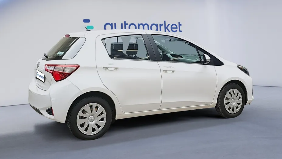 TOYOTA Yaris Yaris 1.5 Active