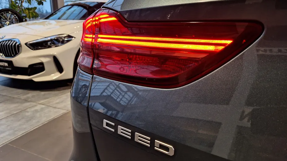 KIA Cee'd Ceed 1.5 T-GDI M