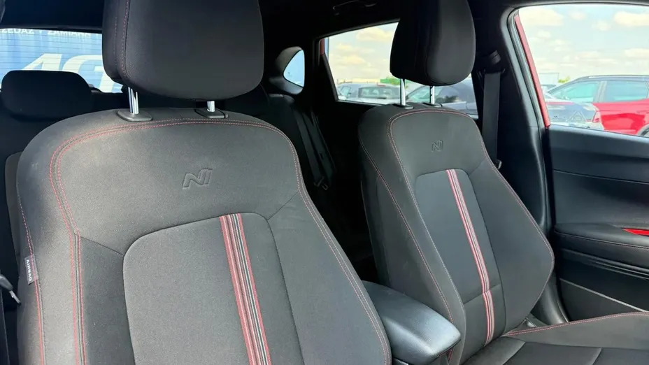 HYUNDAI i20 -