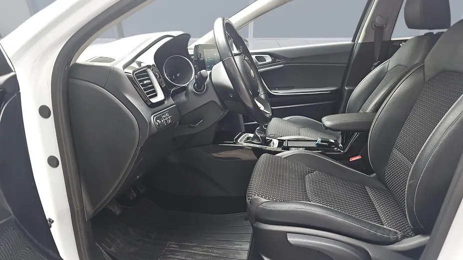 KIA Cee'd Ceed 1.6 CRDi SCR L