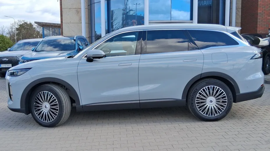 CHERY Tiggo 9 -