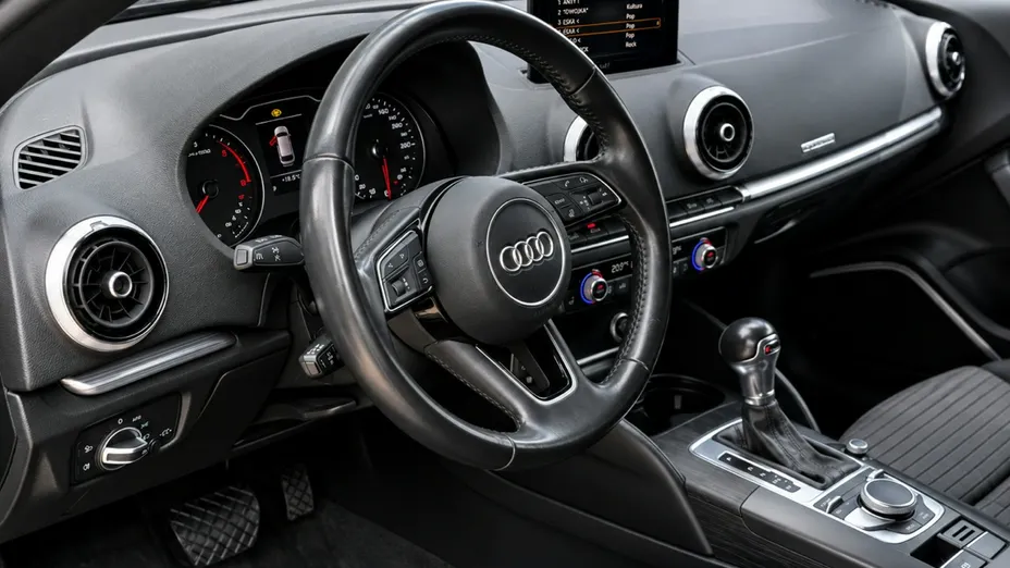 AUDI A3 Sportback -