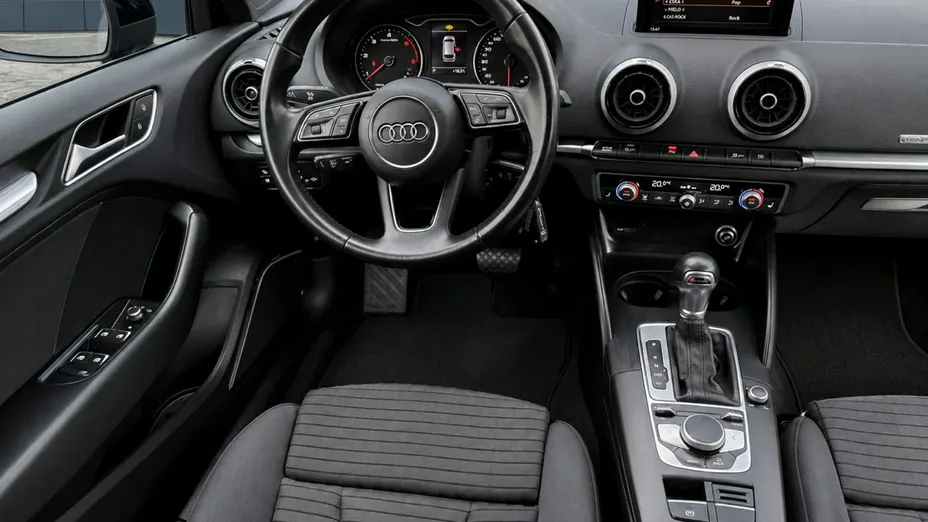 AUDI A3 Sportback -