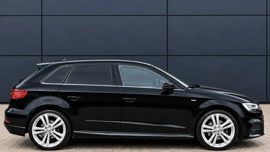 AUDI A3 Sportback -