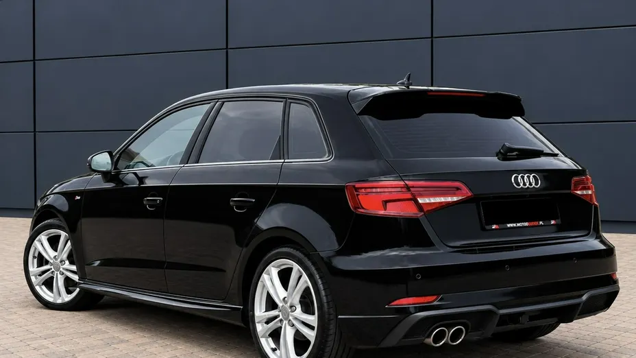 AUDI A3 Sportback -
