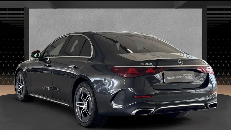 MERCEDES-BENZ E Klasa E 200 mHEV 4-Matic AMG 9G-Tronic