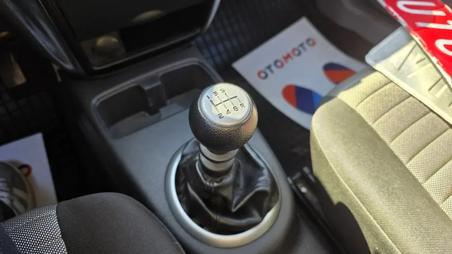 SUZUKI SX4 -