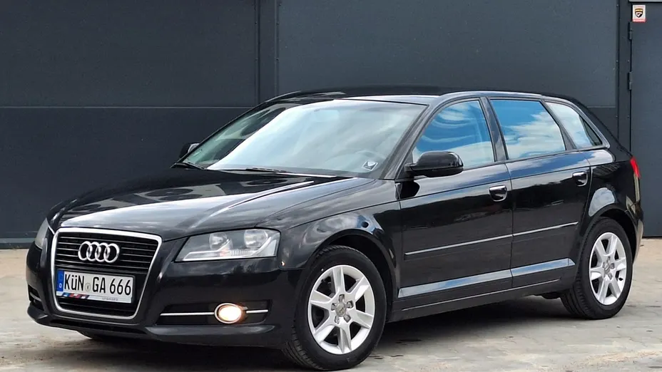 AUDI A3 -