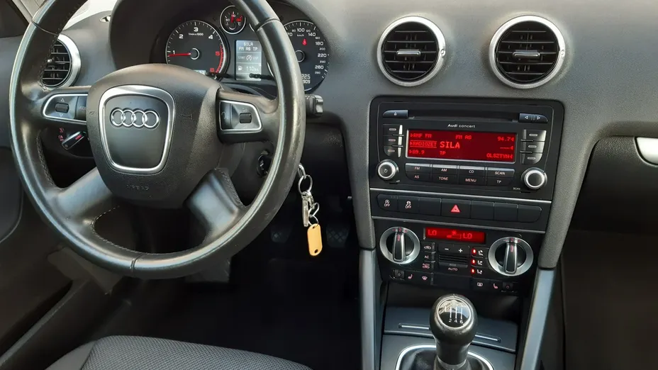 AUDI A3 -