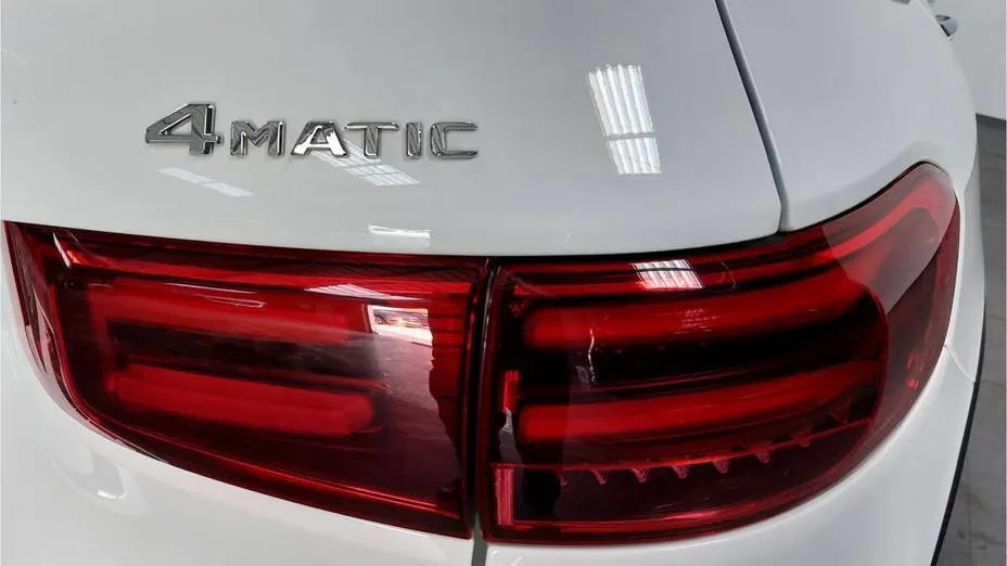 MERCEDES-BENZ GLB GLB 200 d 4-Matic Progressive 8G-DCT