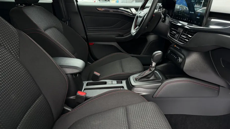FORD Focus Focus 1.0 EcoBoost mHEV ST-Line X aut